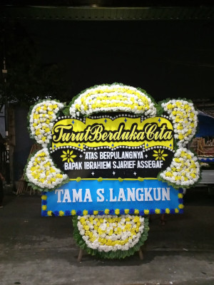 Papan Bunga Duka di Gunung Hasahatan